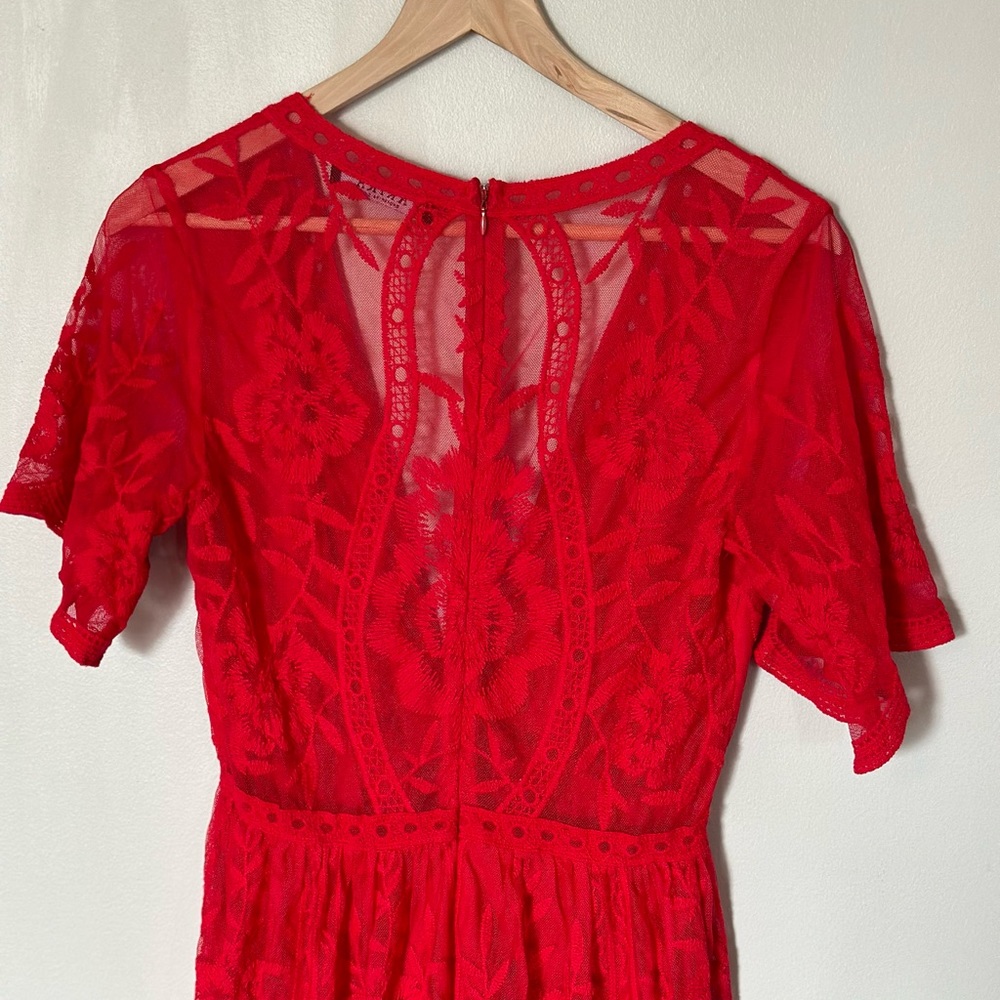 Semi sheer lace v neck maxi dress. - Picture 11 of 15